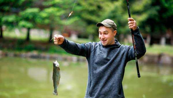 Ловля риби на маленьких річках